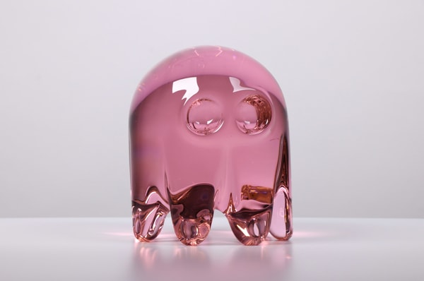 Dylan Martinez - LG Pinky 2, 2023, Hand blown glass sculpture