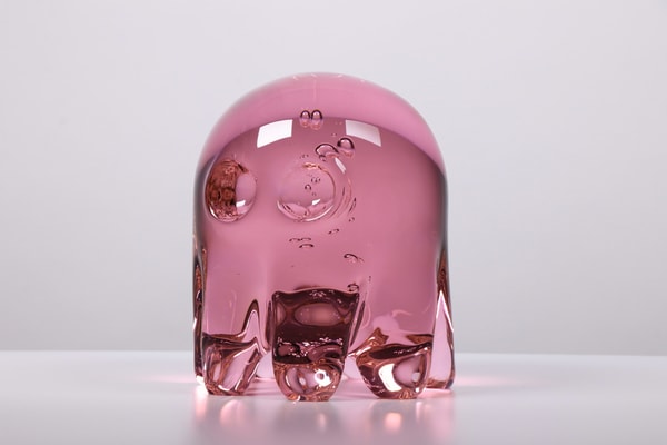 Dylan Martinez - LG Pinky 3, 2023, Hand blown glass sculpture