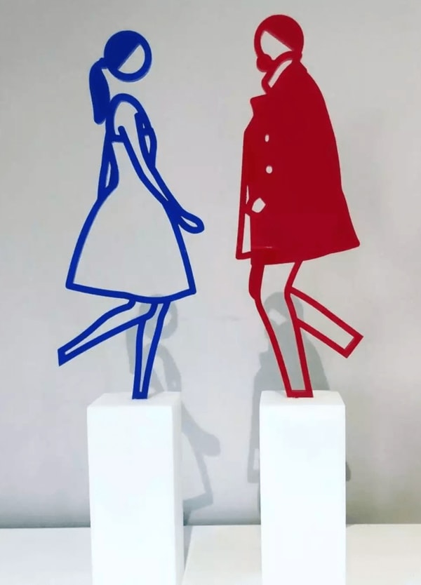 Julian Opie - Amelia and Jeremy, 2019, Polished acrylic on mat Corian base (resin stone mix)