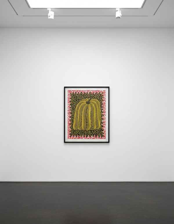 Yayoi Kusama - Pumpkin B, 2000, Mirror film and silkscreen
Ed.100
Signed